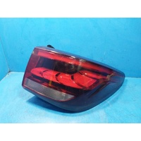 Mg Zs  Azs1, Right Taillight In Body