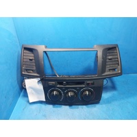 Toyota Hilux Heater Air Cond Controls
