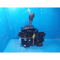 Nissan Qashqai Gear Stick Shifter