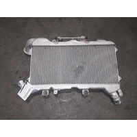 Toyota Landcruiser 200 Series 1vd-ftv  Intercooler