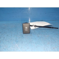 Toyota Landcruiser 200 Series, Traction Control Switch