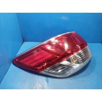 Nissan Pathfinder R52  Left Taillight