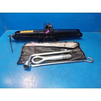 Nissan Xtrail T32 Jack Tool Kit