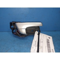 Holden Commodore Ve Right Front Inner Silver Door Handle