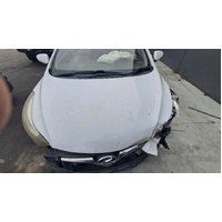 Hyundai Elantra I30 Veloster  Left Front Hub Assembly