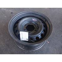 Toyota Hilux, 17 X 7.5 Inch Steel Wheel