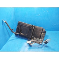 Toyota Hilux Diesel  Engine Bay Fuse Box