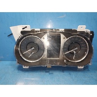 Toyota Hilux Sr Diesel 2.8 Manual T/m Instrument Cluster