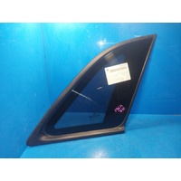 Kia Sorento Xm  Right Rear Side Glass