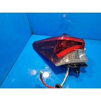 Toyota Corolla Zre182r/Zwe186r  Left Taillight
