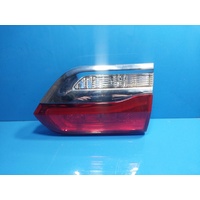 Jeep Grandcherokee Wk Left Rear Tailgate Lamp