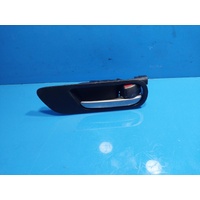 Mazdq 3 Bl Right Front Inner Silver Door Handle