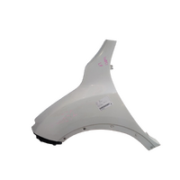 Nissan Juke F15, Left Guard