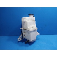 Toyota Kluger Xu70 Series, Overflow Bottle