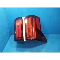 Kia Sorento Left Taillight