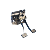 Nissan Navara D22 Clutch Pedal Assembly