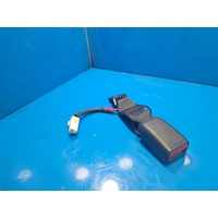 Kia Sportage Ql Centre Rear Seat Belt Stalk Only