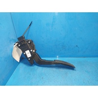Nissan Navara Np300, Accelerator Pedal