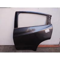 Honda Hrv Ru5 Left Rear Door