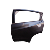 Honda Hrv Ru5 Left Rear Door
