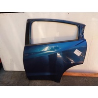 Honda Hrv Ru5 Left Rear Door