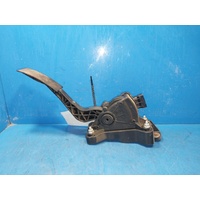 Nissan Navara D40 Accelerator Pedal