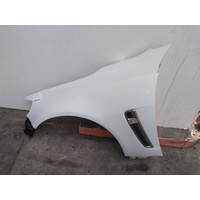 Holden Commodore Vf, Left Guard