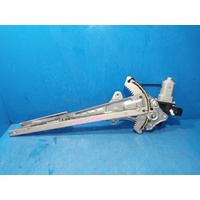Isuzu Dmax Right Front Power Window Regulator