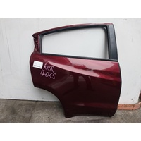 Honda Hrv Ru5  Right Rear Door