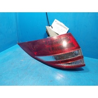 Toyota Tarago Acr50r Left Taillight