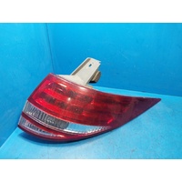 Toyota Tarago Acr50r  Right Taillight