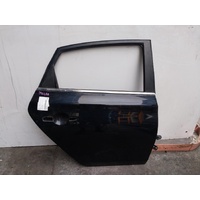 Nissan Pulsar B17 Sedan, Right Rear Door