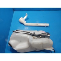 Nissan Dualis J10 Washer Bottle