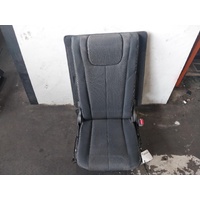 Isuzu Mu-X 85ggr Right Rear 3rd Seat Cloth