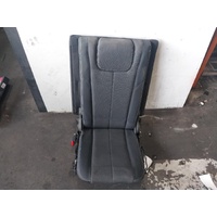 Isuzu Mu-X 85ggr Left Rear 3rd Seat Cloth