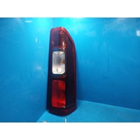 Renault Trafic X82 Upper Right Taillight