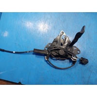 Hyundai I30 Pd Bonnet Lock Mechanism