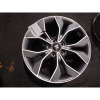 Hyundai I30 Pd, 18 X 7.5 Inch 5 V Spoke Alloy Wheel