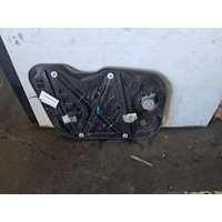 Hyundai I30 Pd Right Front Door Window Reg Assy