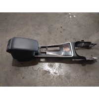 Mitsubishi Outlander Zk-Zl Console Assembly