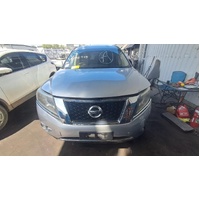 Nissan Pathfinder R52 Rear Heater Air Cond Controls