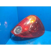 Mitsubishi Triton Ml/Mn  Right Taillight In Body