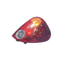 Mitsubishi Triton Ml/Mn  Right Taillight In Body