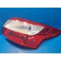 Ford Focus Lw  Right Taillight