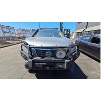 Nissan Navara Np300  Towbar
