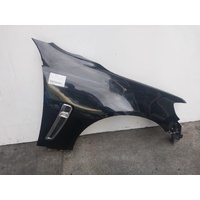 Holden Commodore Vf Right Guard