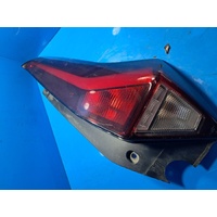 Mg Mg3 Szp1 Right Taillight In Body