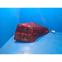 Toyota Rav4 Xa40 Right Taillight