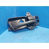 Hyundai I30 Fd Right Front Inner Black Door Handle
