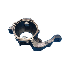 Nissan Patrol Y61/Gu  Right Swivel Hub